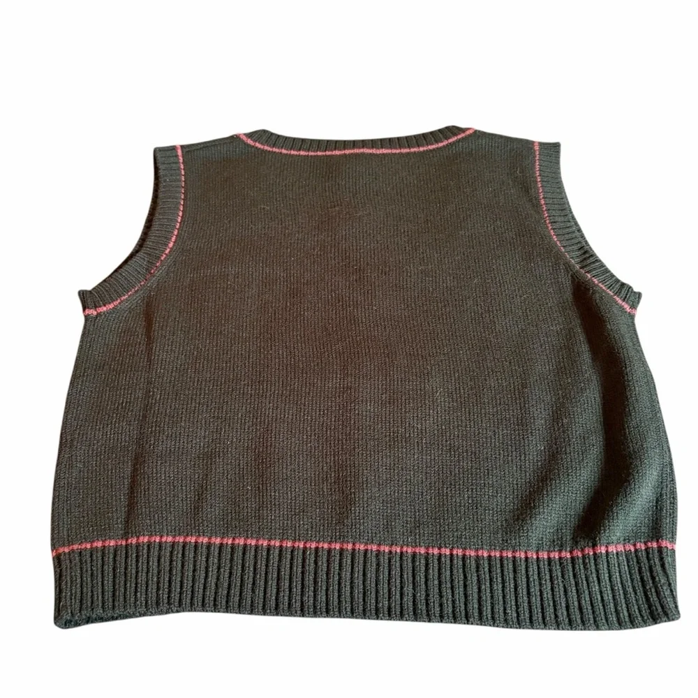 CURRENT MOOD BLACK MAROON KNIT SWEATER VEST CREST DETAIL  XL NWT CATALYST CLUB